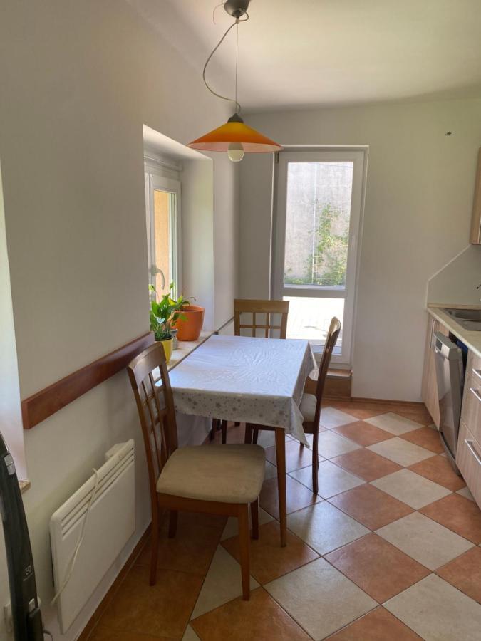 Vityesz Vendeghaz ** Apartment Chl'aba Екстериор снимка